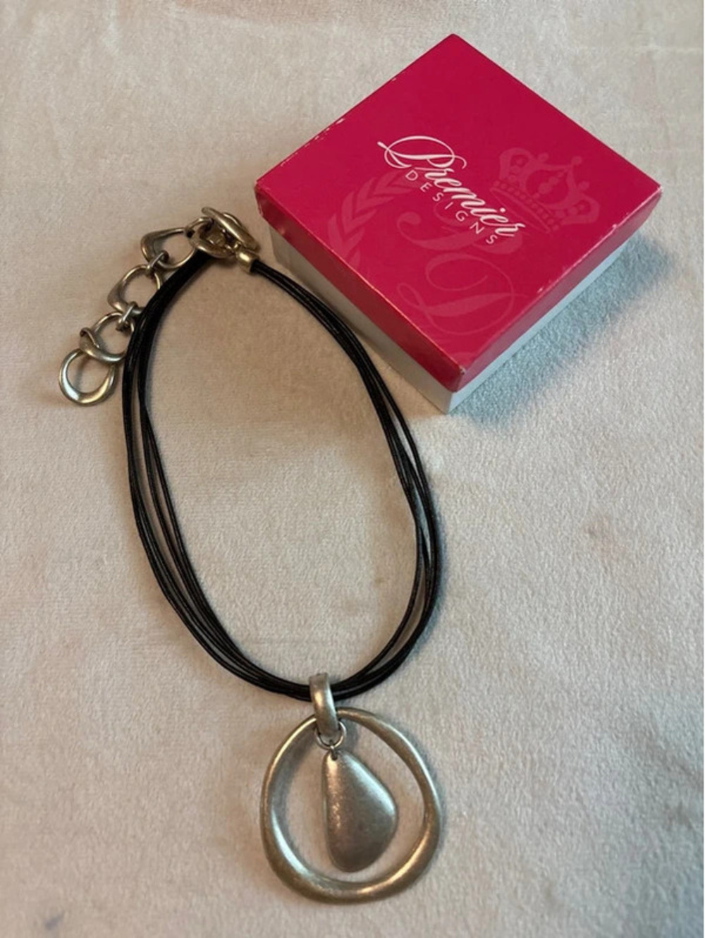 Premier Designs Multi Strand Toggle Closure Removable Pendant
